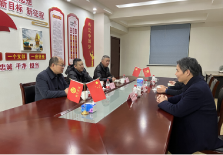 桐升建設(shè)│桐鄉(xiāng)市住房和城鄉(xiāng)建設(shè)局黨委委員、副局長何明一行蒞臨我公司開展新春走訪慰問活動(dòng)